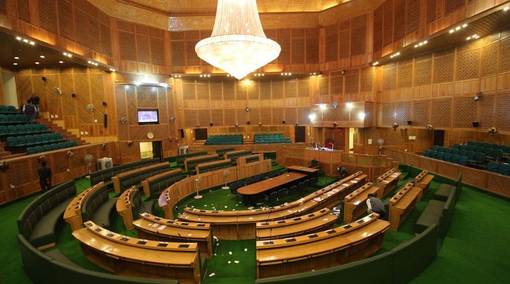 مبارک گل عبوری اسپیکر مقرر‘21 اکتوبر کو اراکین اسمبلی کی حلف برداری ہوگی