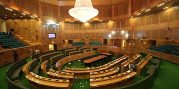 مبارک گل عبوری اسپیکر مقرر‘21 اکتوبر کو اراکین اسمبلی کی حلف برداری ہوگی