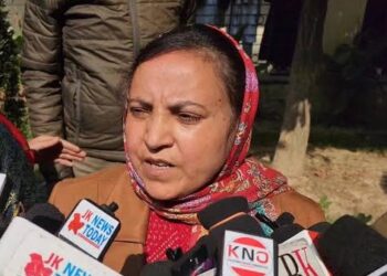 خلاف ورزی کے مرتکب پرائیوٹ اسکولوں کے خلاف اب کارروائی ہوگی :وزیر تعلیم