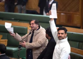 نیشنل کانفرنس کو ہماری قرار داد کی تائید کرنی چاہئے :سجاد لون