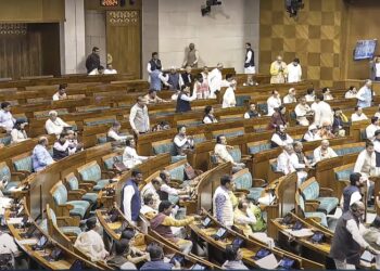پارلیمنٹ کی کارروائی اپوزیشن کی ہنگامہ آرائی کی نذر
