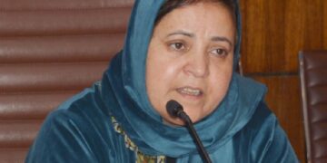 روح اللہ کا وزیر اعلیٰ کی رہائشگاہ کے باہر احتجاج سستی تشہیر:سکینہ