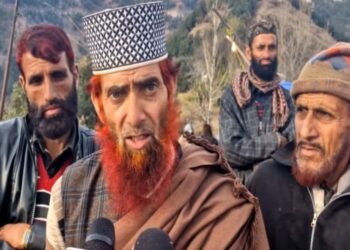 بدھل اموات : لوگ مرنے والوں کی قبر کھودنے کیلئے بھی آگے نہیں آرہے ہیں