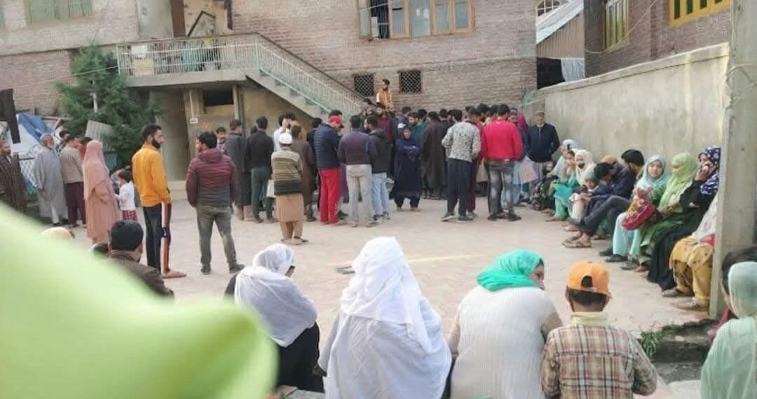 ہارون ـمیںایک معروف حکیم کا کلینک سر بمہر، سیمپل لیبارٹری روانہ