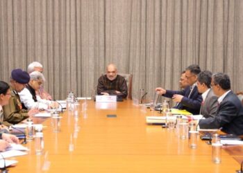 سکیورٹی ادارے دراندازی کو روک کر دہشت گردی کے خلاف سخت کارروائی کریں :شاہ