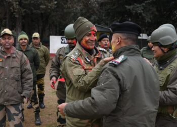 رنگوں کا تہوار ہولی پورے ملک میں جوش و خروش سے منایا گیا