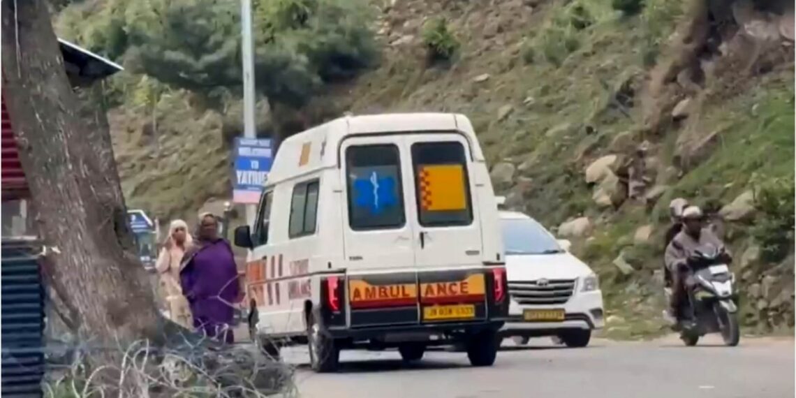 پہلگام میں دہشت گردانہ حملے میں سیاح ہلاک، 6 زخمی