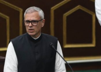 ”میں نے سیاحوں کو یہاں مدعو کیا تھا: عمر عبداللہ