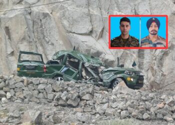 لہیہ : فوجی گاڑی پر چٹان گرنے سے دو فوجی شہید‘ تین افسر زخمی