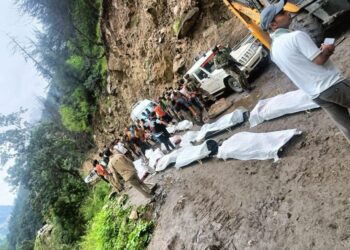 کشتواڑ میں بادل پھٹنے سے ۶۴ ہلاک ندائے مشرق ویب ڈیسک