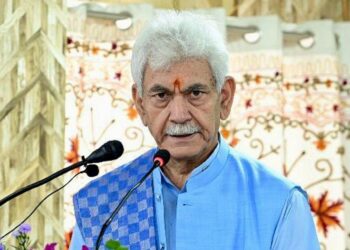 طلبا و ماہرین تعلیم کا ملک کی ترقی میں کلیدی رول ہے
