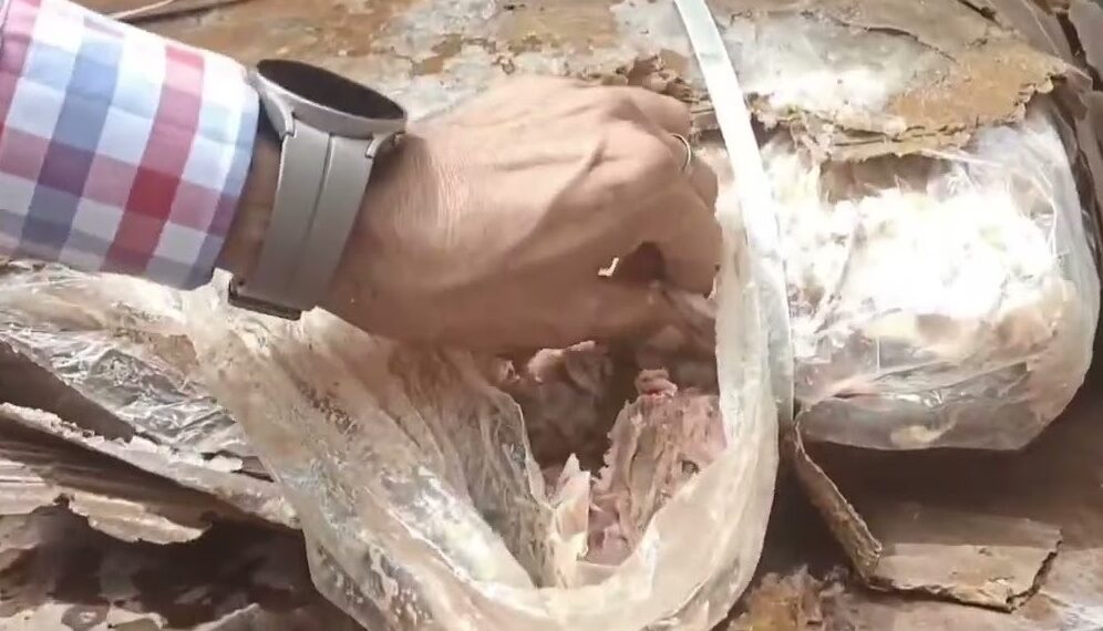 صورہ میں سڑا گوشت برآمدہونے سیلوگوں میں تشویش کی لہر