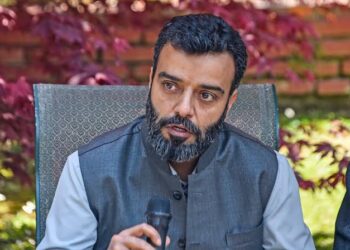 بڈگام ضمنی الیکشن :’ میں نیشنل کانفرنس کی انتخابی مہم میں حصہ نہیں لوں گا‘