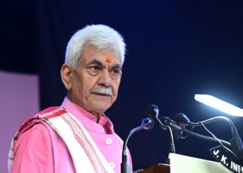 دہشت گروں سے ’روابط‘،۲ملازمین برطرف