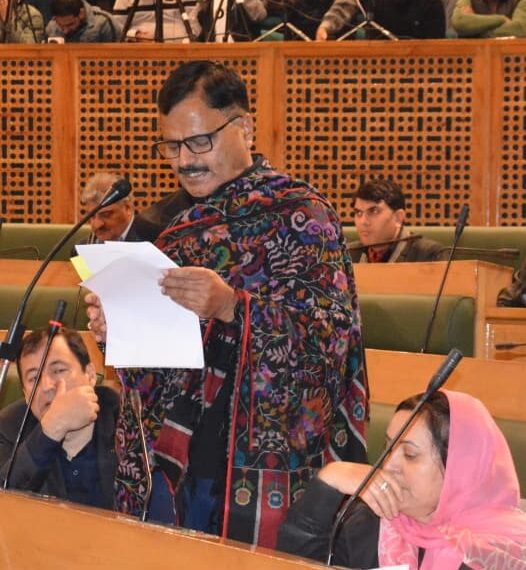 ’گزشتہ ایک سال میں۱۰ہزار سے زائد اسامیاں ایس ایس بی کو بھیجی گئیں‘