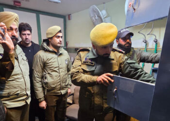 سرینگر‘پلوامہ طبی اداروں میں ڈاکٹروں کے لاکرز کی تلاشی
