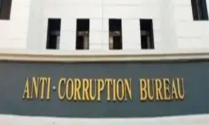 اے ایس آئی سمیت چار  سرکاری اہلکار رشوت لیتے ہوئے گرفتار: اے سی بی