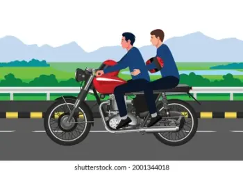 ہیلمٹ کی بار بار خلاف ورزی والے ۱۲۰۰؍افراد کی نشاندہی 