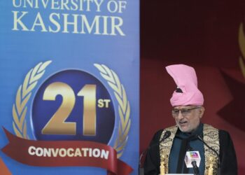 ’ نوآبادیاتی ذہنیت ترک کرنا ہوگی‘