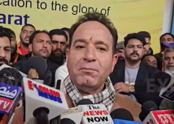 ’عمرعبداللہ حکومت نے ۲۴ہزار نوکریاں آؤٹ سورس کیں ‘