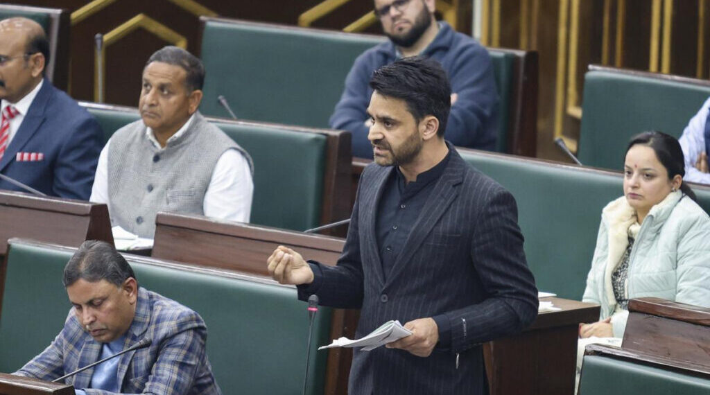 ساسکی اسکیم پر وحید پرہ نے حکومت کو آڑے ہاتھوں لیا 