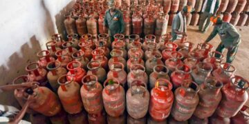 ذخیرہ اندوزی اور بلیک مارکیٹنگ کیخلاف کریک ڈاؤن کرنے کی ہدایت