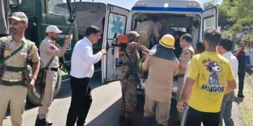 زندہ بچ جانے والوں  نے خوفناک مناظر بیان کیے   