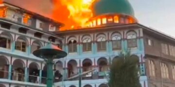 حیدرپورہ میں مدرسہ میں آگ، دو شہری اور ایک فائر مین زخمی