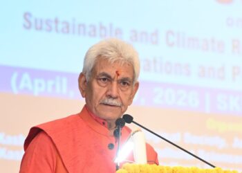 سنہا کی سائنسدانوں اور   موجدین سے جرات مندانہ اور   سائنسی بنیادوں پر تبدیلی اپنانے کی اپیل