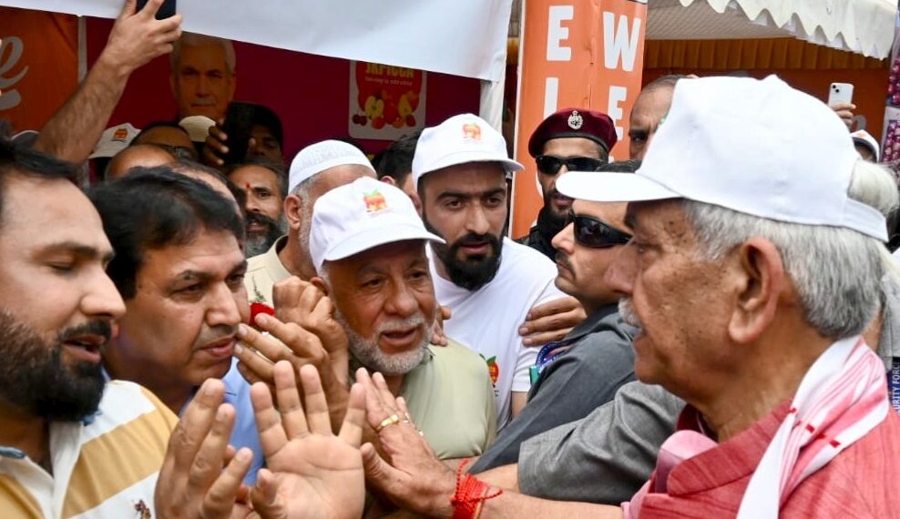 ’ سمگلروں کو گہرائیوں سے بھی ڈھونڈ نکالیں گے‘