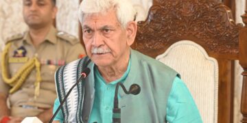 ایل جی منوج سنہا کا شری امرناتھ یاترا کی تیاریوں کا جائزہ