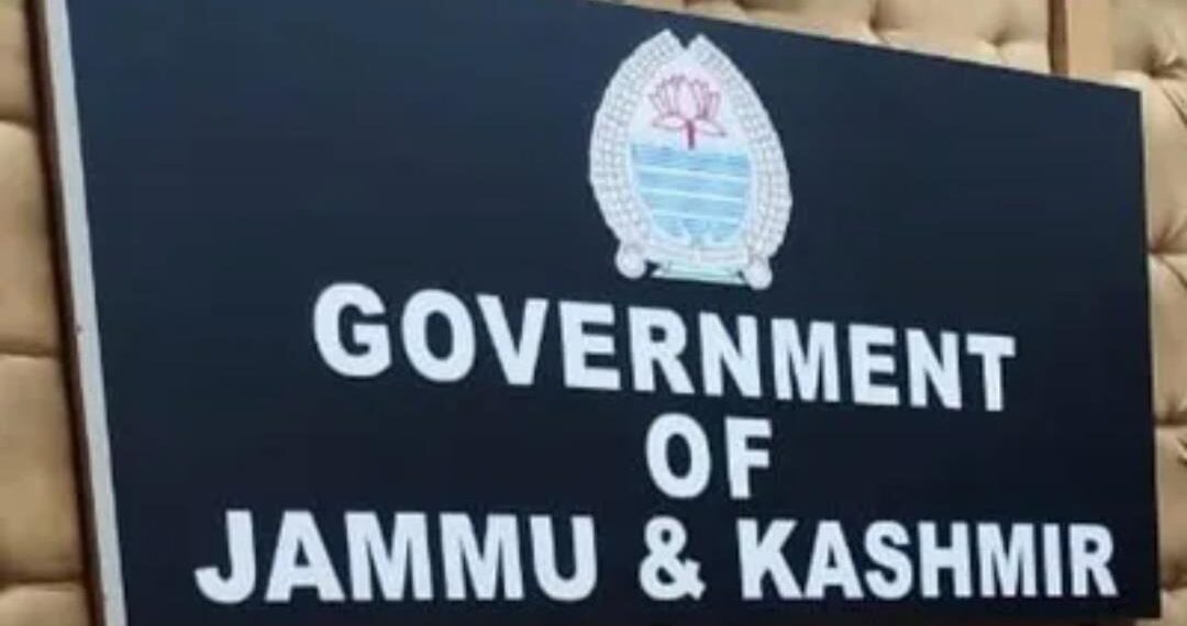 محکمہ اسکولی تعلیم میں بڑے پیمانے پر ردوبدل کے احکامات