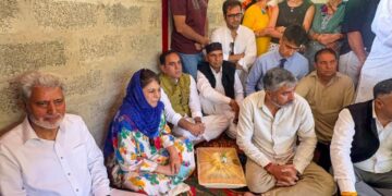 ’کشمیری پنڈتوں کی وادی واپسی میں حکومت سے زیادہ کشمیری مسلمانوں اور پنڈتوں کا کردار اہم‘