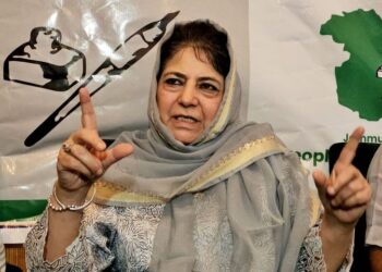 ’حکومت نے جموں و کشمیر میں۲۵ ہزار بیک ڈور تقرریاں کیں‘