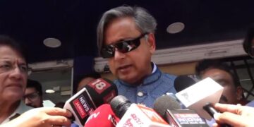 کشمیر کی صورتحال کا جائزہ لینا پارلیمانی کمیٹی کے دورے کا مقصد نہیں:تھرور