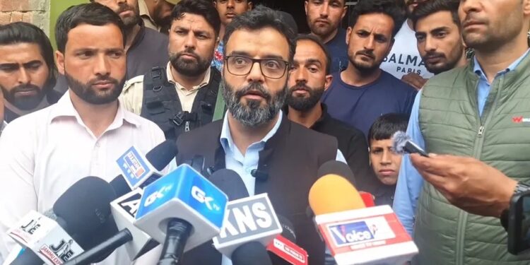 ’ڈرامہ بازی نہیں بلکہ تسلسل اور سنجیدگی ضروری ہے ‘