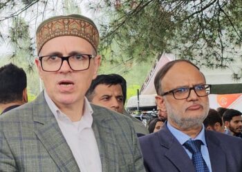 طلبہ کے احتجاج اور ناراضگی کو نظر انداز نہیں کیا جا سکتا، مذاکرات ناگزیر ہیں: عمر عبداللہ