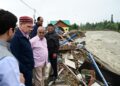  وزیر اعلیٰ کا بیروہ کا دورہ، سیلاب سے متاثرہ دکانداروں کو معاوضہ دینے کی یقین دہانی