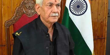 ایل جی سنہاکا شری امرناتھ یاترا کے انتظامات کا جائزہ