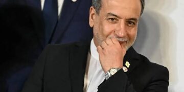 ایران نے خود کو ایک ناقابل تسخیر طاقت ثابت کیا ہے: عراقچی