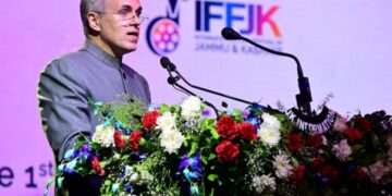 ’زیر التواء معاملات پر دہلی سے رابطے میں ہوں‘