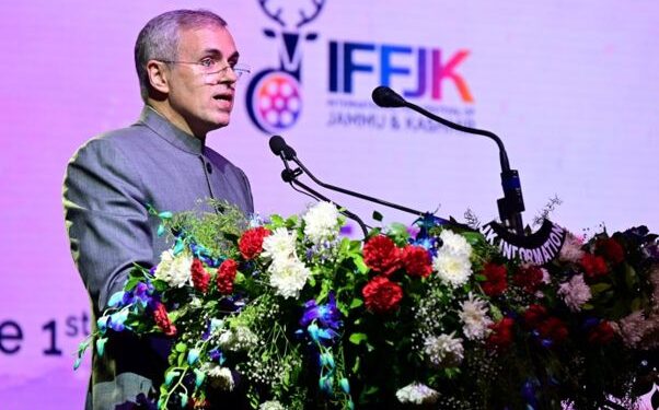 ’زیر التواء معاملات پر دہلی سے رابطے میں ہوں‘
