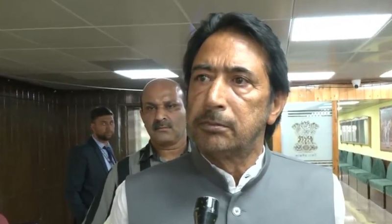 ریاستی حیثیت کی بحالی پر سوالات سے بچنے کیلئے بی جے پی نےخلل ڈالا:میر