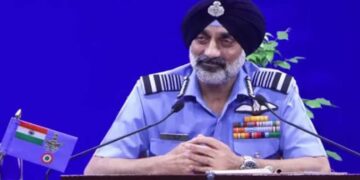 فضائیہ کے پاس لڑاکا طیاروں کی کمی، ہر سال 35 سے 40 طیارے ملیں تو صورتحال بہتر ہوسکتی ہے: ایئر چیف مارشل