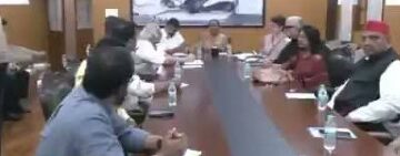 انڈیا اتحاد کی ریلی سے پہلے کھرگے کی رہائش گاہ پر میٹنگ